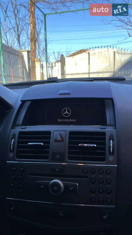 Универсал Mercedes-Benz C-Class 2010 в Мукачево фото 16 Универсал Mercedes-Benz C-Class 2010 в Мукачево