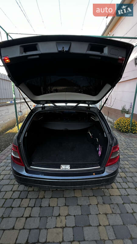 Универсал Mercedes-Benz C-Class 2010 в Мукачево фото 19 Универсал Mercedes-Benz C-Class 2010 в Мукачево