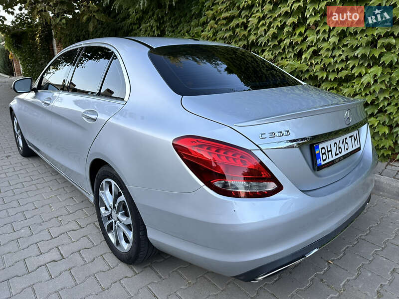 Седан Mercedes-Benz C-Class 2016 в 