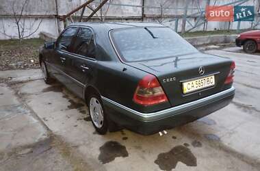 Седан Mercedes-Benz C-Class 1994 в Умани