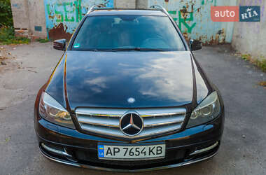 Універсал Mercedes-Benz C-Class 2009 в Запоріжжі