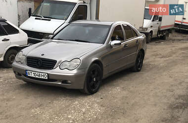 Седан Mercedes-Benz C-Class 2003 в Івано-Франківську