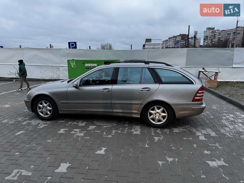 Универсал Mercedes-Benz C-Class 2006 в Тернополе