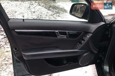 Універсал Mercedes-Benz C-Class 2008 в 