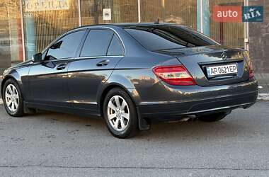 Седан Mercedes-Benz C-Class 2010 в Запоріжжі