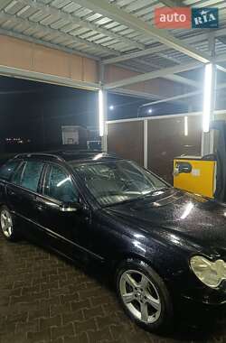 Универсал Mercedes-Benz C-Class 2005 в 