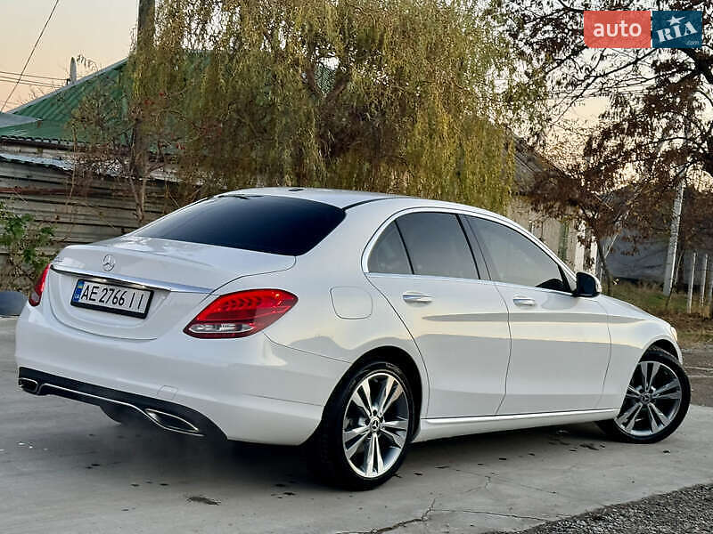 Седан Mercedes-Benz C-Class 2017 в Павлограде