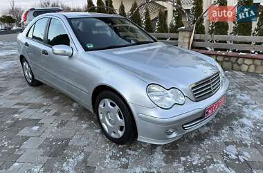 Седан Mercedes-Benz C-Class 2005 в Івано-Франківську