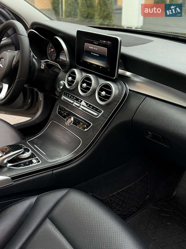 Седан Mercedes-Benz C-Class 2015 в Виннице