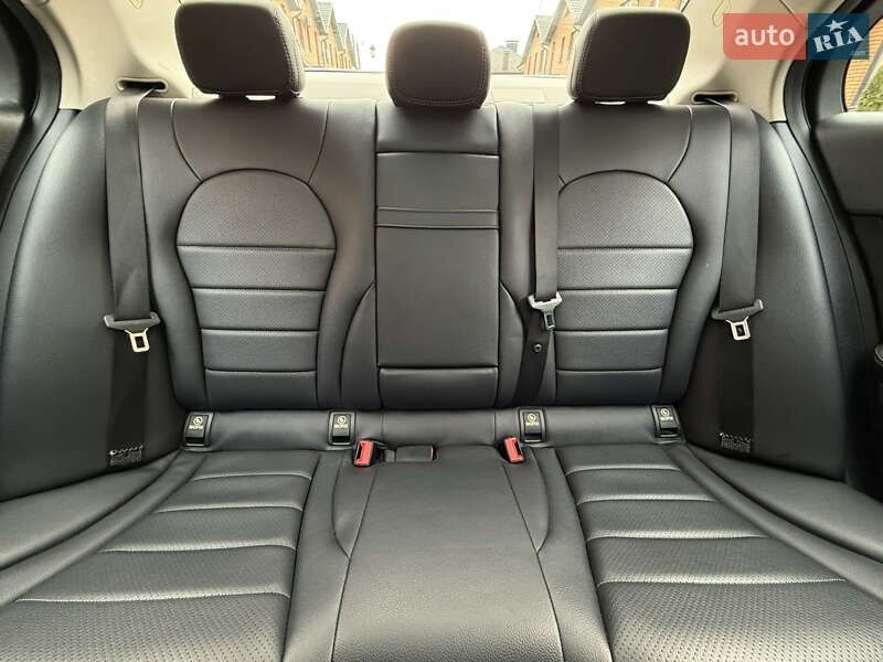 Седан Mercedes-Benz C-Class 2015 в Виннице