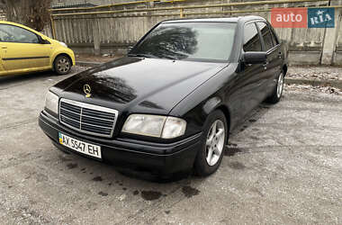 Седан Mercedes-Benz C-Class 1997 в Харкові