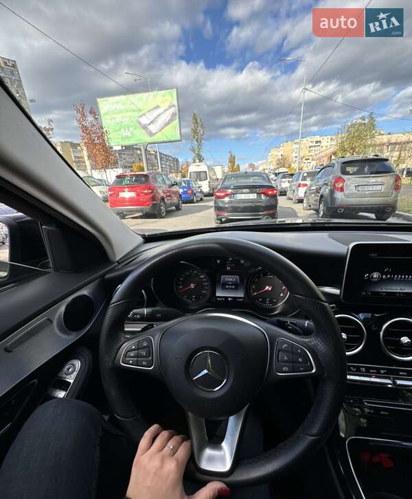 Седан Mercedes-Benz C-Class 2017 в Киеве