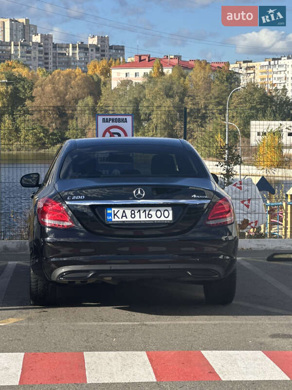 Седан Mercedes-Benz C-Class 2017 в Киеве