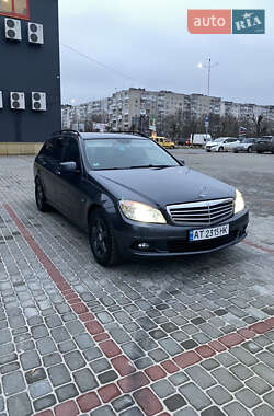 Універсал Mercedes-Benz C-Class 2010 в Івано-Франківську