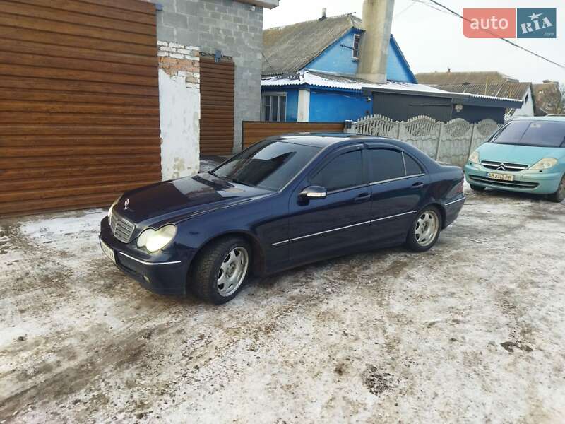 Седан Mercedes-Benz C-Class 2002 в Хмільнику