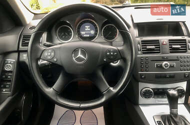 Седан Mercedes-Benz C-Class 2010 в 