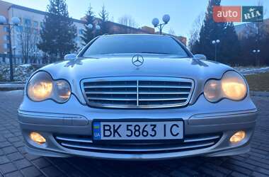 Універсал Mercedes-Benz C-Class 2004 в Рівному