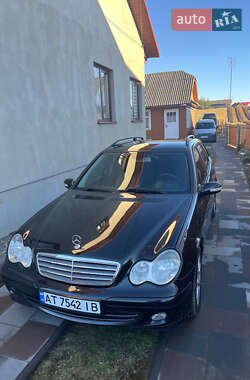 Универсал Mercedes-Benz C-Class 2005 в 