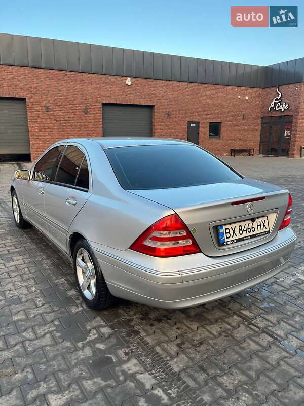 Седан Mercedes-Benz C-Class 2003 в Хмельницком
