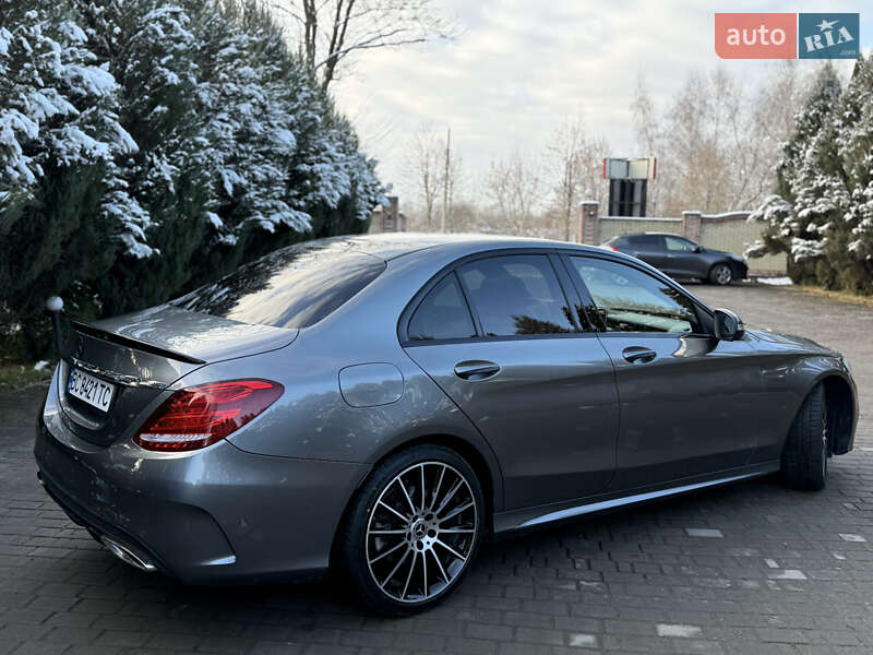 Седан Mercedes-Benz C-Class 2018 в Самборе