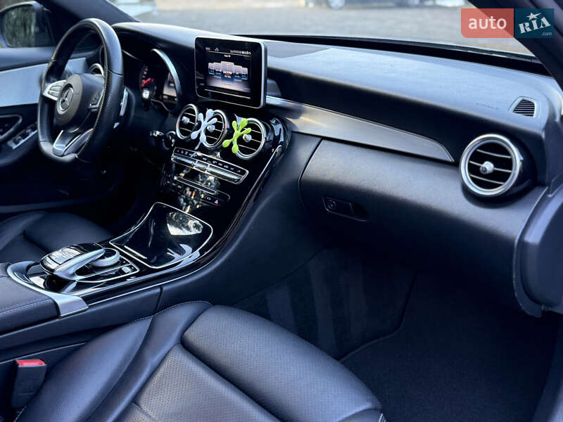 Седан Mercedes-Benz C-Class 2018 в Самборе