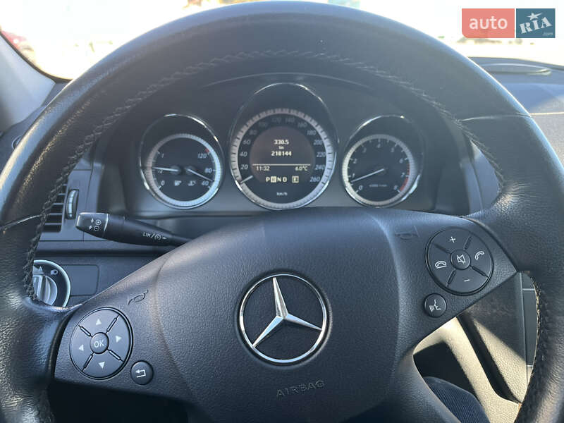 Универсал Mercedes-Benz C-Class 2010 в Гайвороне