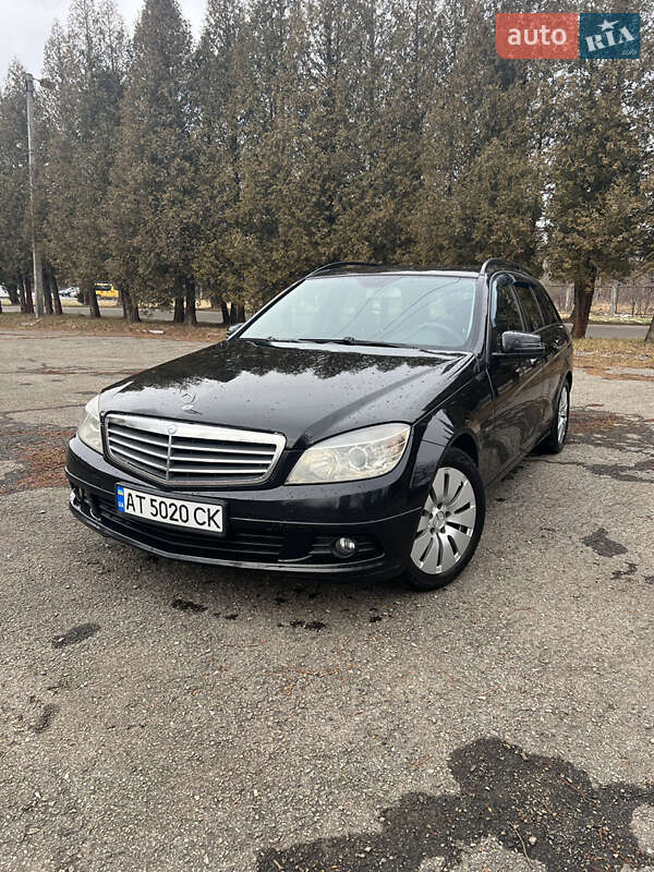 Универсал Mercedes-Benz C-Class 2010 в 