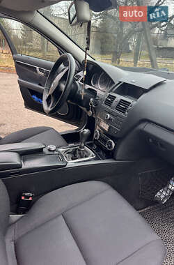 Универсал Mercedes-Benz C-Class 2010 в 