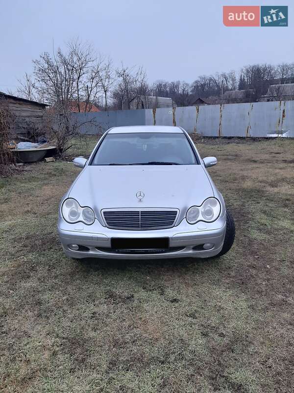 Седан Mercedes-Benz C-Class 2004 в Первомайську