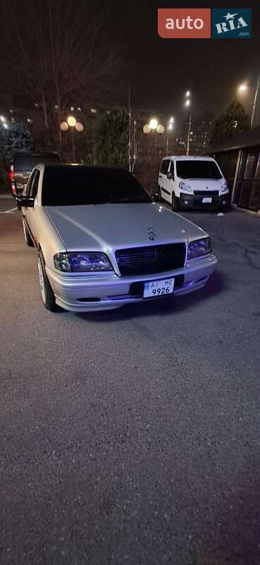 Седан Mercedes-Benz C-Class 1998 в Киеве