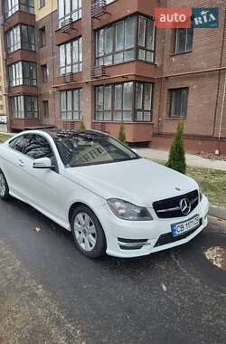 Купе Mercedes-Benz C-Class 2012 в Чернігові