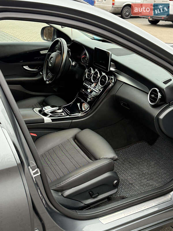 Універсал Mercedes-Benz C-Class 2016 в Тернополі
