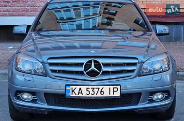 Універсал Mercedes-Benz C-Class 2009 в Києві