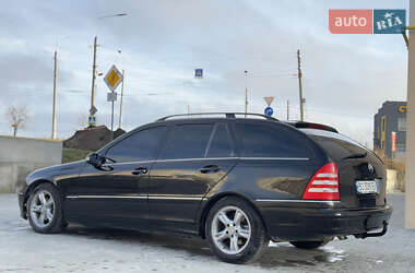 Універсал Mercedes-Benz C-Class 2006 в Тернополі