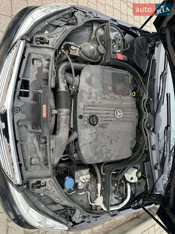 Универсал Mercedes-Benz C-Class 2011 в Городке