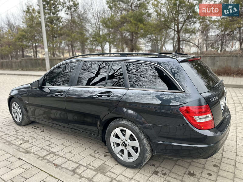 Универсал Mercedes-Benz C-Class 2011 в Городке