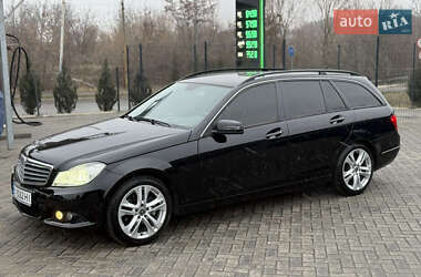 Універсал Mercedes-Benz C-Class 2012 в Полтаві