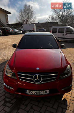 Седан Mercedes-Benz C-Class 2011 в 