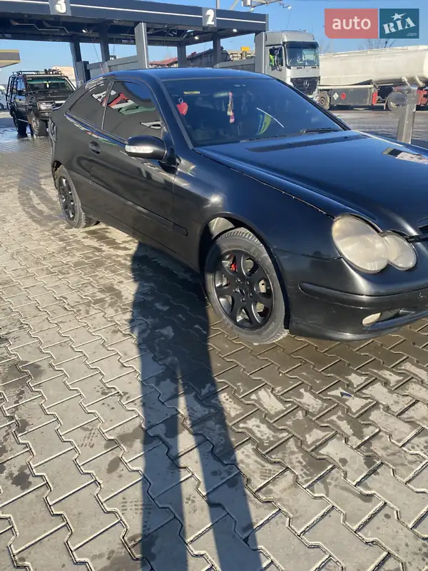 Mercedes-Benz C-Class 2003
