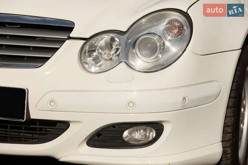 Купе Mercedes-Benz C-Class 2004 в Мукачевому