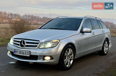 Універсал Mercedes-Benz C-Class 2010 в Тернополі