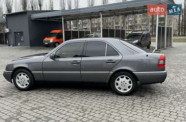 Седан Mercedes-Benz C-Class 1995 в Кременчуге