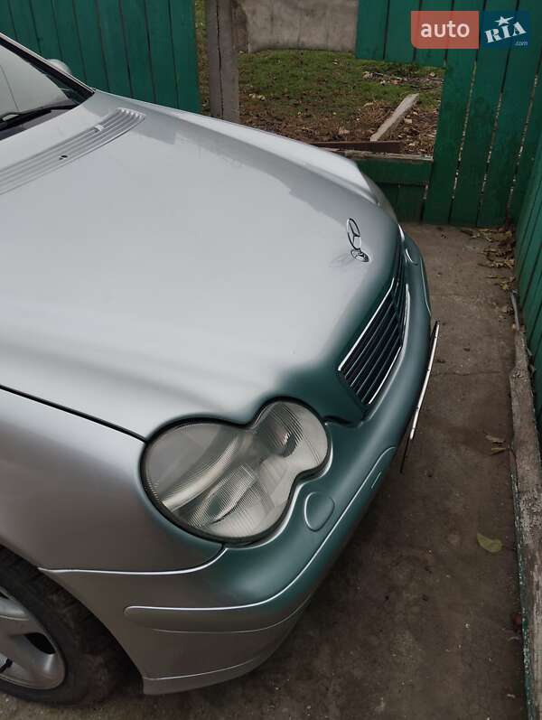 Седан Mercedes-Benz C-Class 2001 в Измаиле