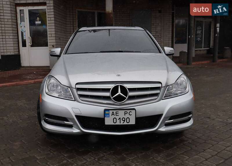 Седан Mercedes-Benz C-Class 2013 в 