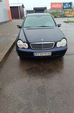 Седан Mercedes-Benz C-Class 2002 в Береговому