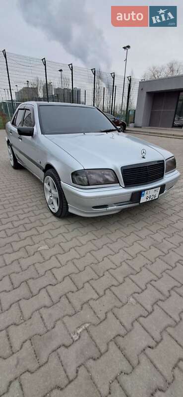 Седан Mercedes-Benz C-Class 1998 в Киеве