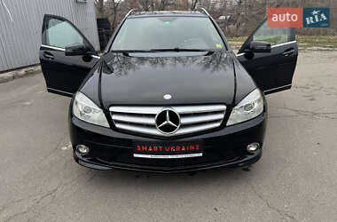 Универсал Mercedes-Benz C-Class 2010 в 