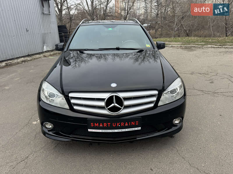 Универсал Mercedes-Benz C-Class 2010 в Киеве фото 11 Универсал Mercedes-Benz C-Class 2010 в Киеве
