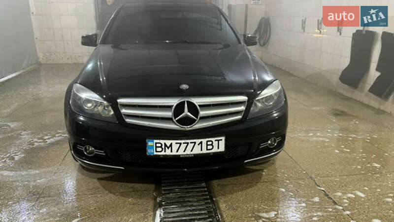 Седан Mercedes-Benz C-Class 2011 в 