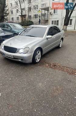 Седан Mercedes-Benz C-Class 2000 в 